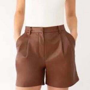 Aritzia Wilfred Brown Faux Leather Women's Shorts Size 2 NWT